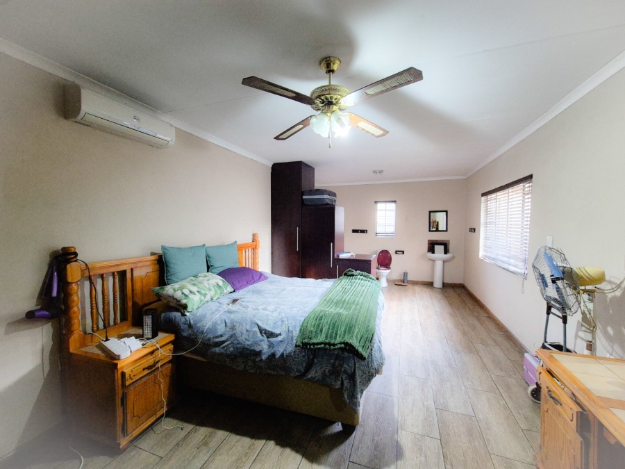 4 Bedroom Property for Sale in Vaalpark Free State